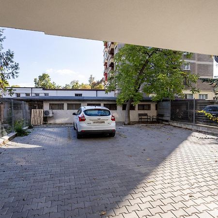 2-Стаен Апартамент С Гледка Към Парк Заимов Sofia Exterior foto